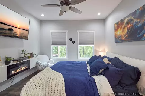 Bedroom - 137 Spring Rd, Lake Ozark, MO 65049 photo 1 of 2