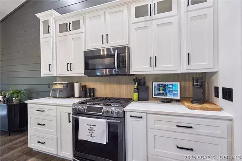 Kitchen - 137 Spring Rd, Lake Ozark, MO 65049 photo 2 of 2