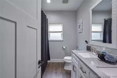 Bath - 137 Spring Rd, Lake Ozark, MO 65049 photo 1 of 3