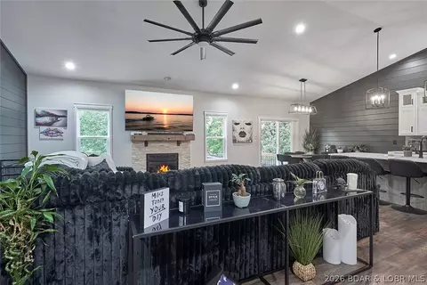 Living - 137 Spring Rd, Lake Ozark, MO 65049 photo 1 of 2