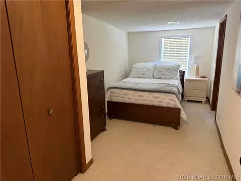 Bedroom - 32168 Venture Rd, Stover, MO 65078 photo 2 of 4