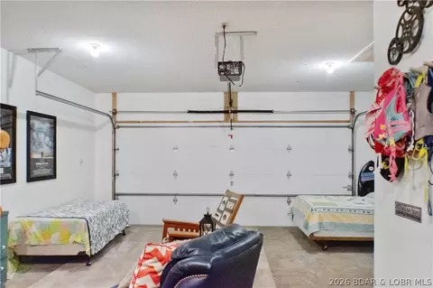 Bedroom - 32168 Venture Rd, Stover, MO 65078 photo 7 of 9