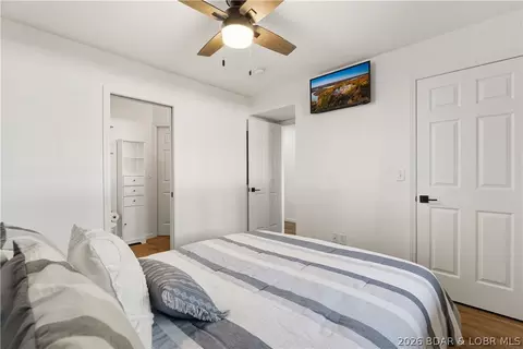 Bedroom - 549 Park Place Dr #3E, Kaiser, MO 65047 photo 3 of 3