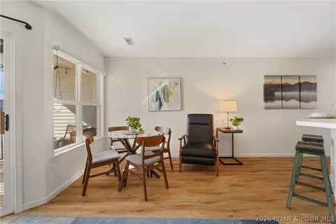 Dining - 549 Park Place Dr #3E, Kaiser, MO 65047 photo 2 of 2