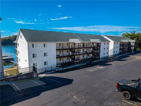 Exterior - 549 Park Place Dr #3E, Kaiser, MO 65047 photo 9 of 12