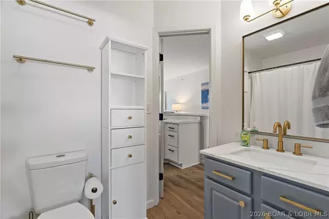 Bath - 549 Park Place Dr #3E, Kaiser, MO 65047 photo 1 of 2