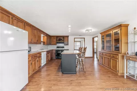 Kitchen - 7450 State Hwy 7, Roach, MO 65787 photo 3 of 7