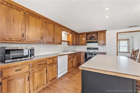 Kitchen - 7450 State Hwy 7, Roach, MO 65787 photo 5 of 7