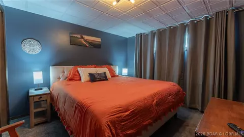 Bedroom - 3184 Big Island Dr, Roach, MO 65787 photo 4 of 5