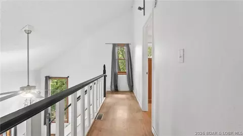Entry Way - 10 Byrd Cir, Eldon, MO 65026 photo 10 of 12