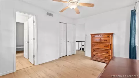 Entry Way - 10 Byrd Cir, Eldon, MO 65026 photo 9 of 12