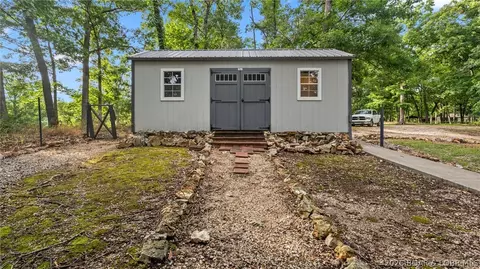 Exterior - 10 Byrd Cir, Eldon, MO 65026 photo 6 of 9