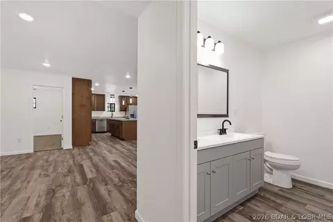 Entry Way - 21264 Lavender Rd, Barnett, MO 65011 photo 4 of 4