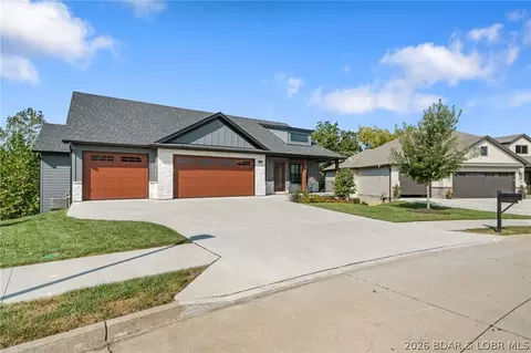 Exterior - 920 Engle Dr, Columbia, MO 65203 photo 4 of 13