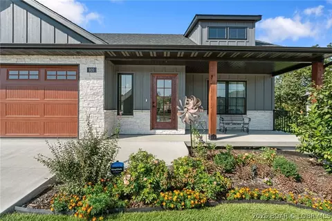 Exterior - 920 Engle Dr, Columbia, MO 65203 photo 7 of 13