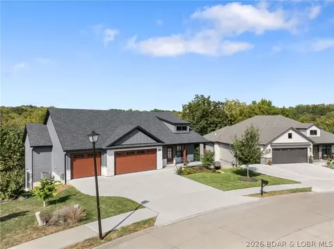 Exterior - 920 Engle Dr, Columbia, MO 65203 photo 6 of 13