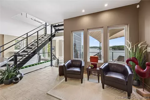 Entry Way - 314 W Wind Ln, Camdenton, MO 65020 photo 2 of 12