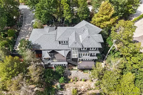 314 W Wind Ln, Camdenton, MO 65020