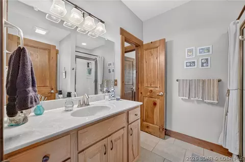 Bath - 3636 Big Island Dr, Roach, MO 65787 photo 4 of 6