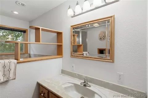 Bath - 105 Bunker Rd, Eldon, MO 65026 photo 1 of 5