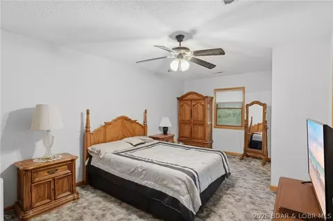 Bedroom - 105 Bunker Rd, Eldon, MO 65026 photo 2 of 11