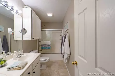 Bath - 786 Pershing Dr #4C, Camdenton, MO 65020 photo 1 of 3