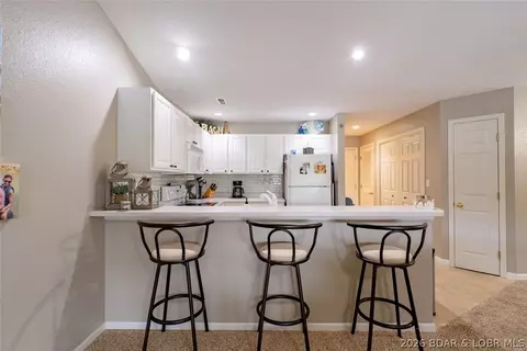 Kitchen - 786 Pershing Dr #4C, Camdenton, MO 65020 photo 4 of 7