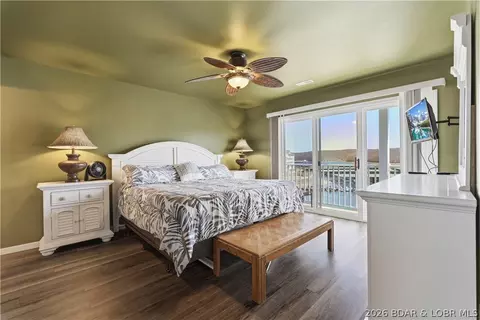 Bedroom - 4800 Eagleview Dr #635, Osage Beach, MO 65065 photo 2 of 7