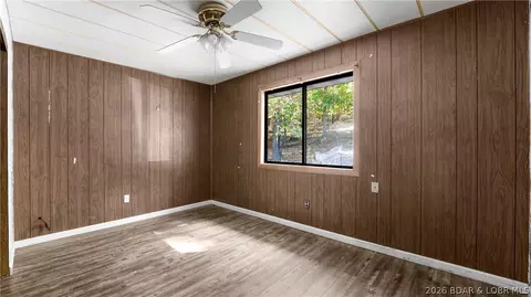 Bedroom - 98 Round Table Dr, Camdenton, MO 65020 photo 2 of 3