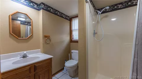 Bath - 84 Primrose Ln, Camdenton, MO 65020 photo 3 of 3