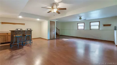 Living - 84 Primrose Ln, Camdenton, MO 65020 photo 6 of 7