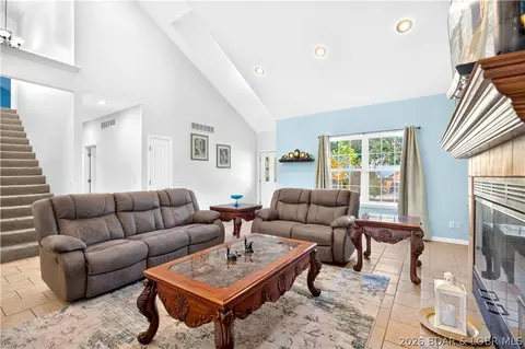 Living - 92 Manchester Ln, Camdenton, MO 65020 photo 3 of 3