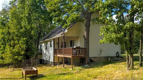 Exterior - 92 Manchester Ln, Camdenton, MO 65020 photo 6 of 15