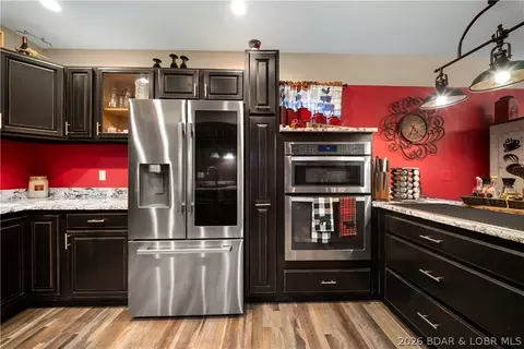 Kitchen - 46 Cisco Cir, Camdenton, MO 65020 photo 3 of 5