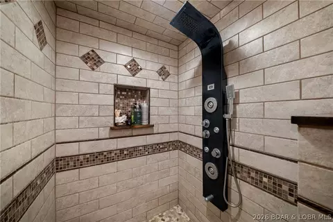 Bath - 46 Cisco Cir, Camdenton, MO 65020 photo 3 of 9