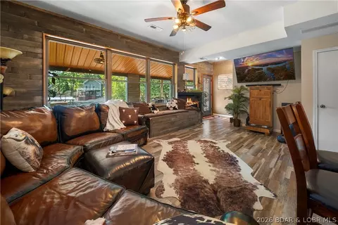 Living - 46 Cisco Cir, Camdenton, MO 65020 photo 2 of 2
