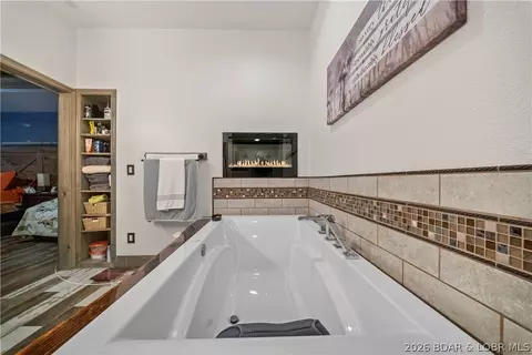 Bath - 46 Cisco Cir, Camdenton, MO 65020 photo 1 of 9