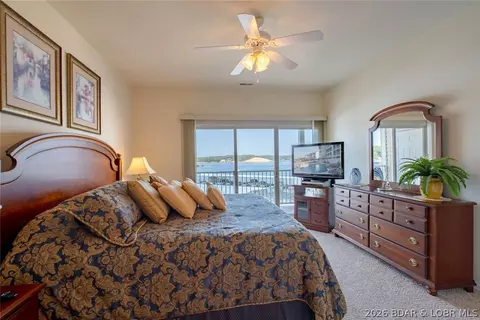 Bedroom - 1181 Jeffries Rd #C313, Osage Beach, MO 65065 photo 10 of 10