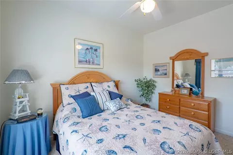 Bedroom - 1181 Jeffries Rd #C313, Osage Beach, MO 65065 photo 6 of 10