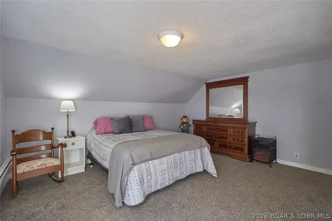 Bedroom - 276 Paradise Acres Rd, Edwards, MO 65326 photo 5 of 7