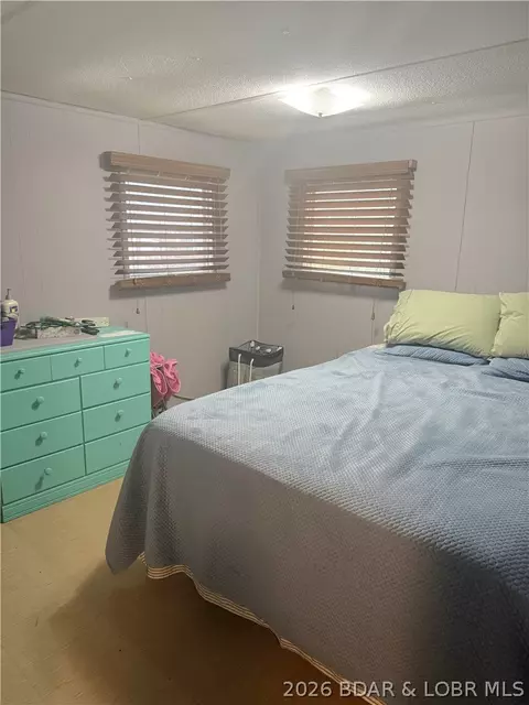 Bedroom - 33766 Ivy Bend Rd, Stover, MO 65078 photo 1 of 3