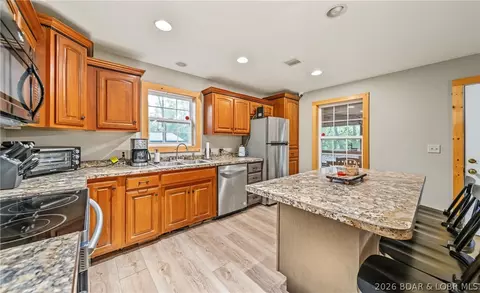 Kitchen - 21805 Torrent Dr, Other, MO 65457 photo 3 of 3