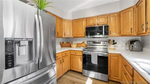 Kitchen - 31293 Beal Rd, Stover, MO 65078 photo 3 of 3