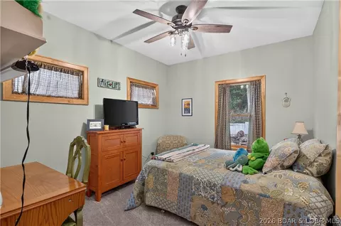 Bedroom - 29601 Timber Loop, Edwards, MO 65326 photo 4 of 4