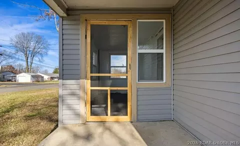 Exterior - 230 N Moreau Ave, Tipton, MO 65081 photo 3 of 3