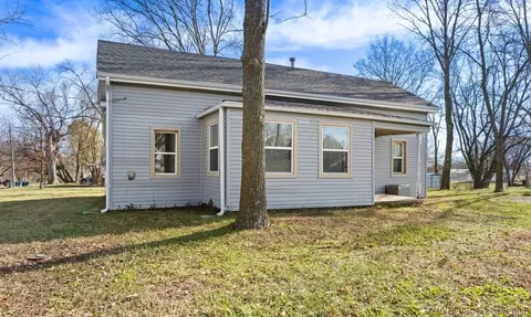 Other - 230 N Moreau Ave, Tipton, MO 65081 photo 2 of 5