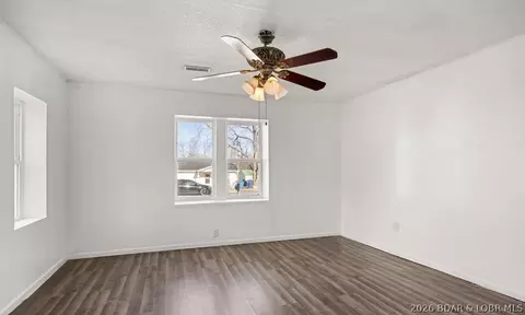 Living - 230 N Moreau Ave, Tipton, MO 65081 photo 1 of 3