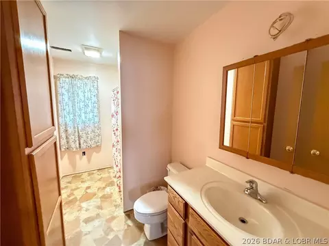 Bath - 15029 Hwy N, Stover, MO 65078 photo 4 of 5