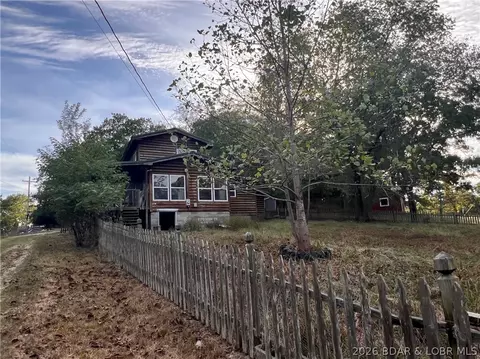 Exterior - 3081 Pine Cove Rd, Edwards, MO 65326 photo 1 of 8