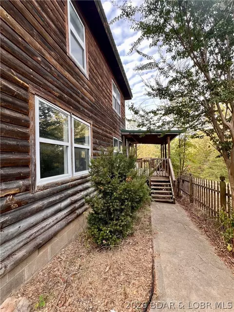 Exterior - 3081 Pine Cove Rd, Edwards, MO 65326 photo 3 of 8